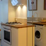 Roomsy Broniewskiego Apartman