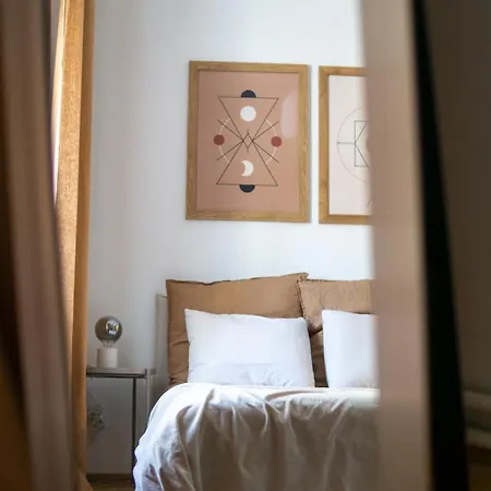 Roomsy Broniewskiego 公寓 索波特