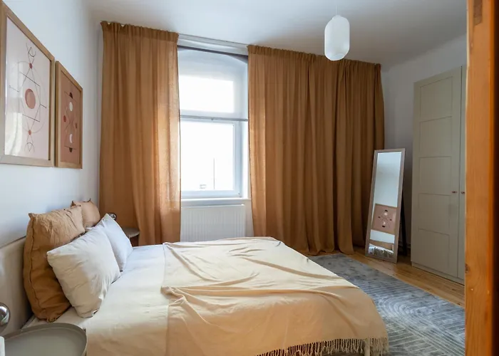 Roomsy Broniewskiego 公寓 *