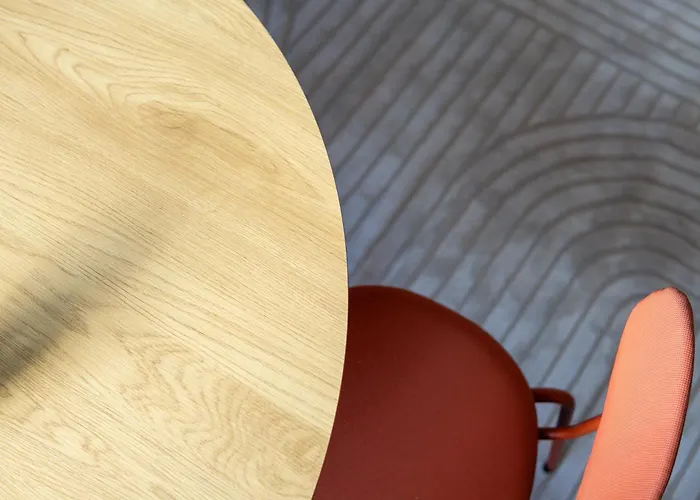 Roomsy Broniewskiego 索波特