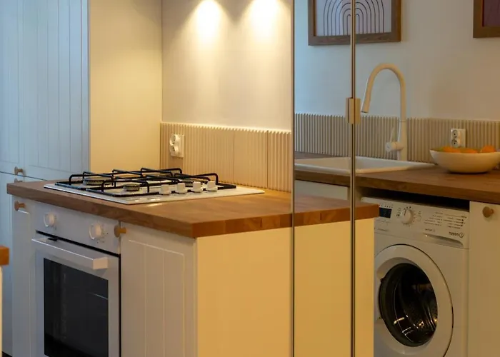 Roomsy Broniewskiego 公寓